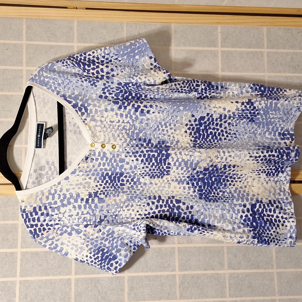 Karen Scott  XL blue design Top